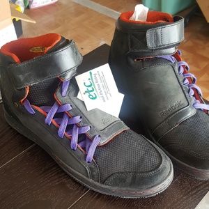 Men's shoes